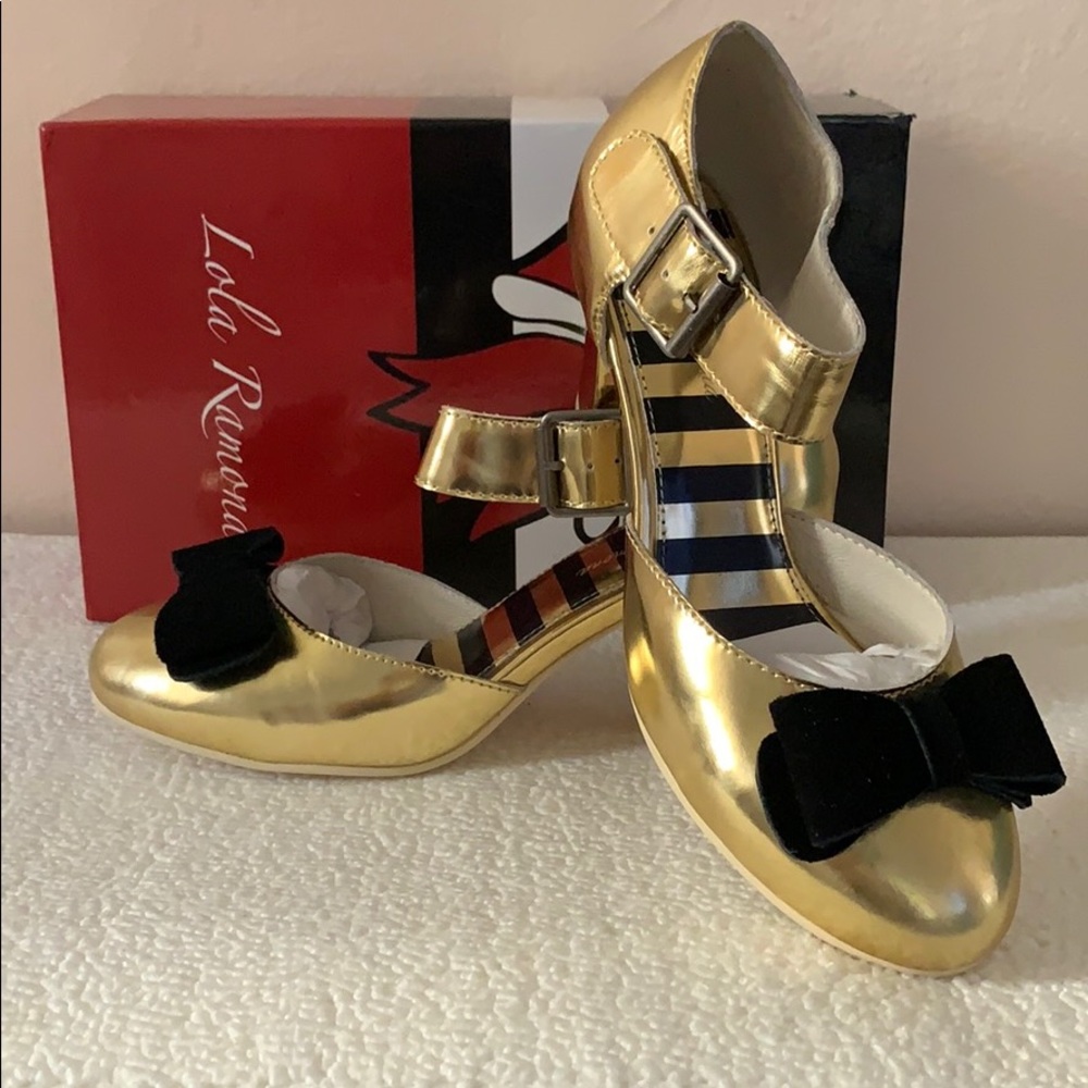 Lola Ramona Gold with Black Bow Pump Size 39 US 8